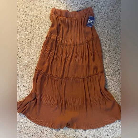 Lark & Grey Women's Maxi Skirt in Terracotta - Picture 1 of 4